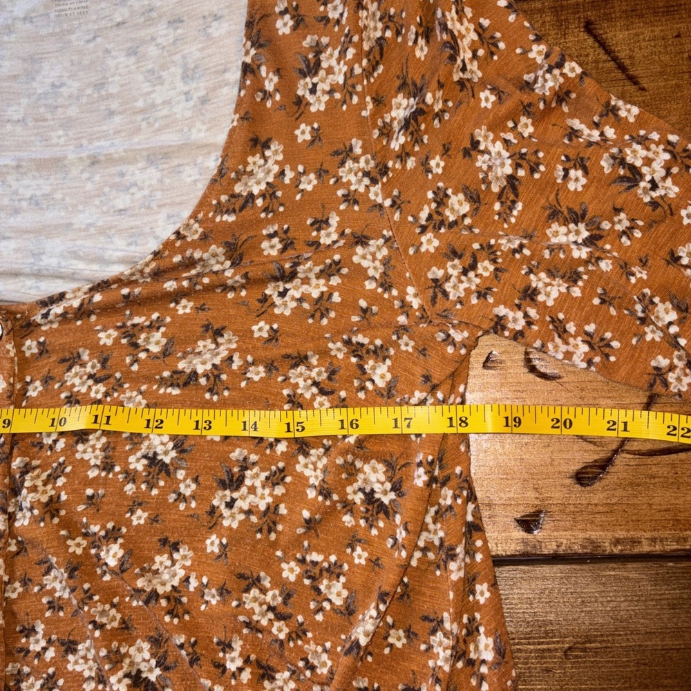 American Eagle Cottagecore Cozy Oversized Floral Mustard Yellow Cardi Shirt Med - Picture 6 of 7